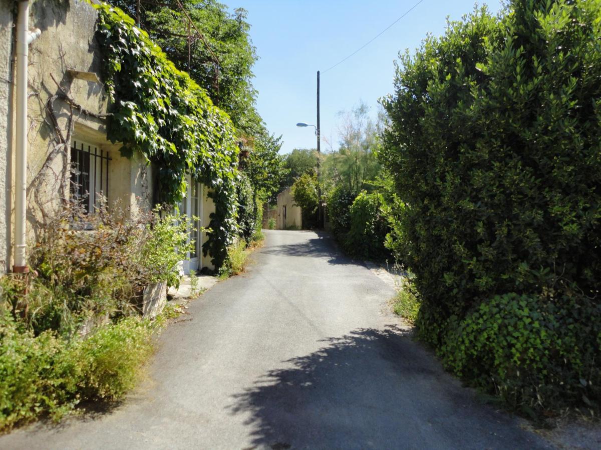 Joli Appartement Dans Village Calme En Provence Les Mees Экстерьер фото