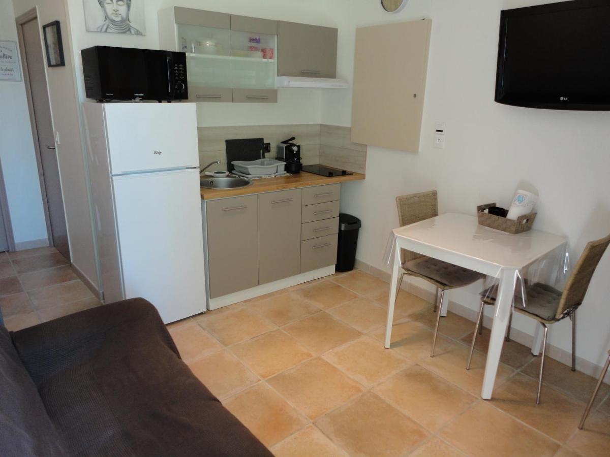 Joli Appartement Dans Village Calme En Provence Les Mees Экстерьер фото