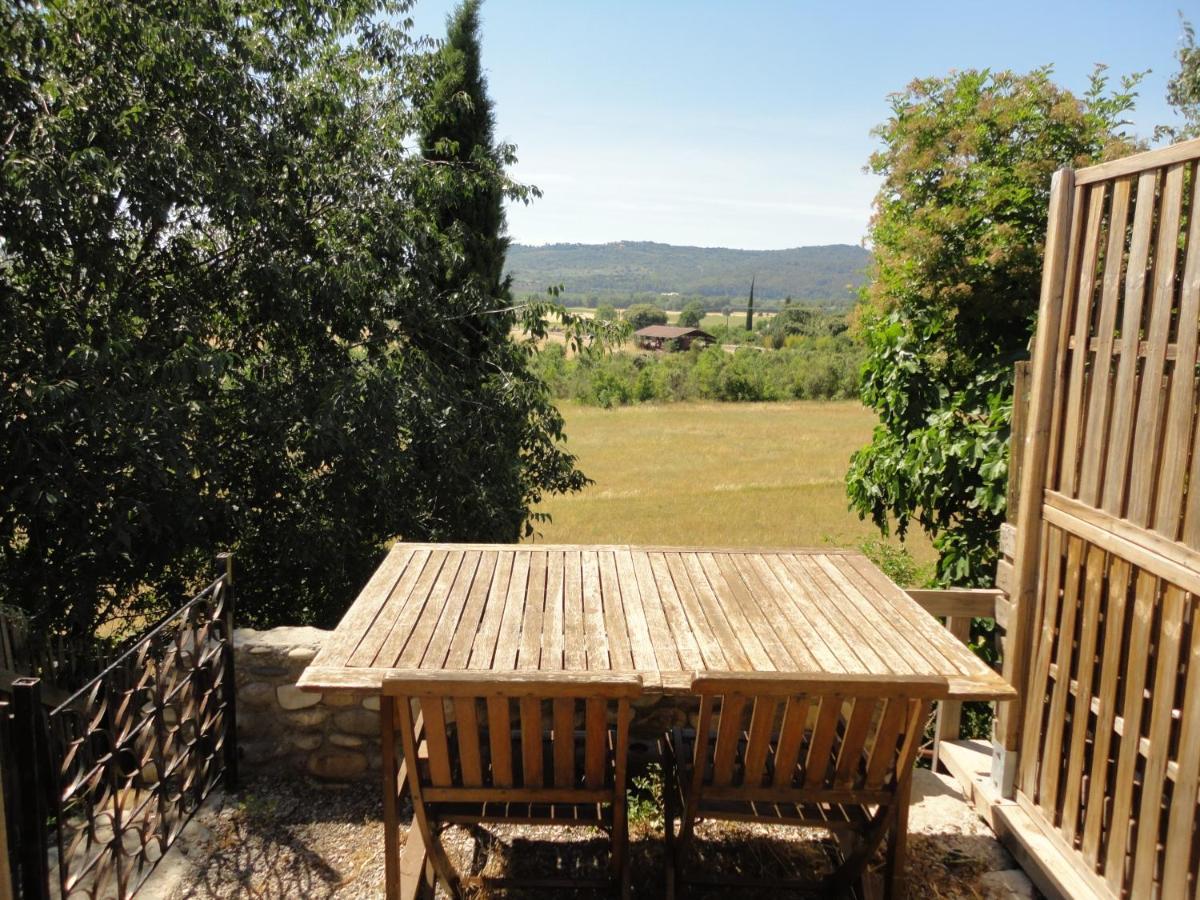 Joli Appartement Dans Village Calme En Provence Les Mees Экстерьер фото