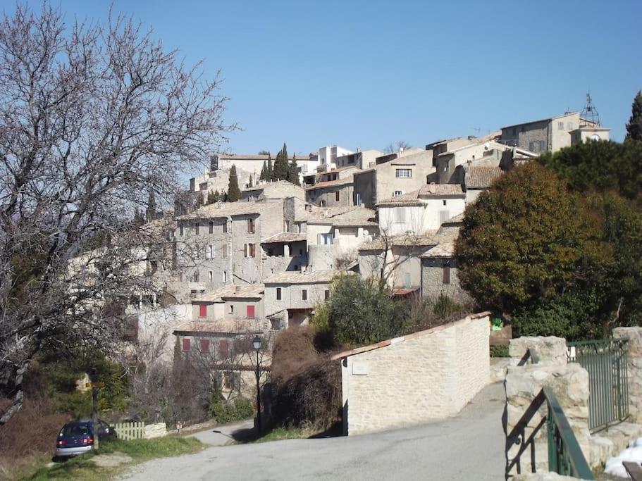 Joli Appartement Dans Village Calme En Provence Les Mees Экстерьер фото